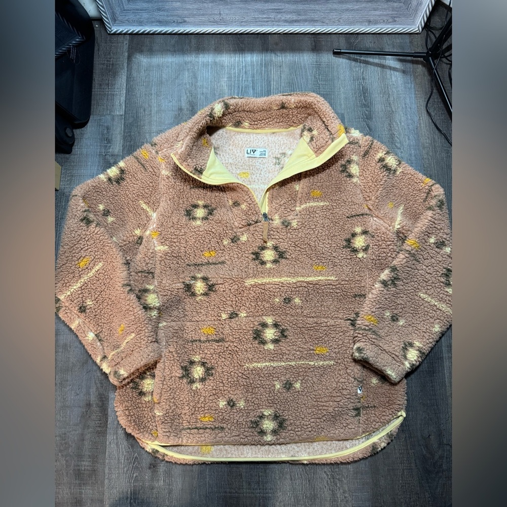 LIV Outdoor Ainsley Aztec‎ Sherpa Insulated Pullover in the "Lion Quail Aztec"